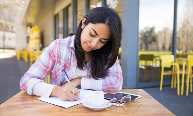 Students studying at a CUET Coaching Centre with expert faculty guidance.